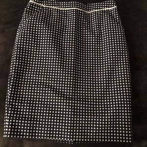 The Limited pencil skirt with pockets, size 2